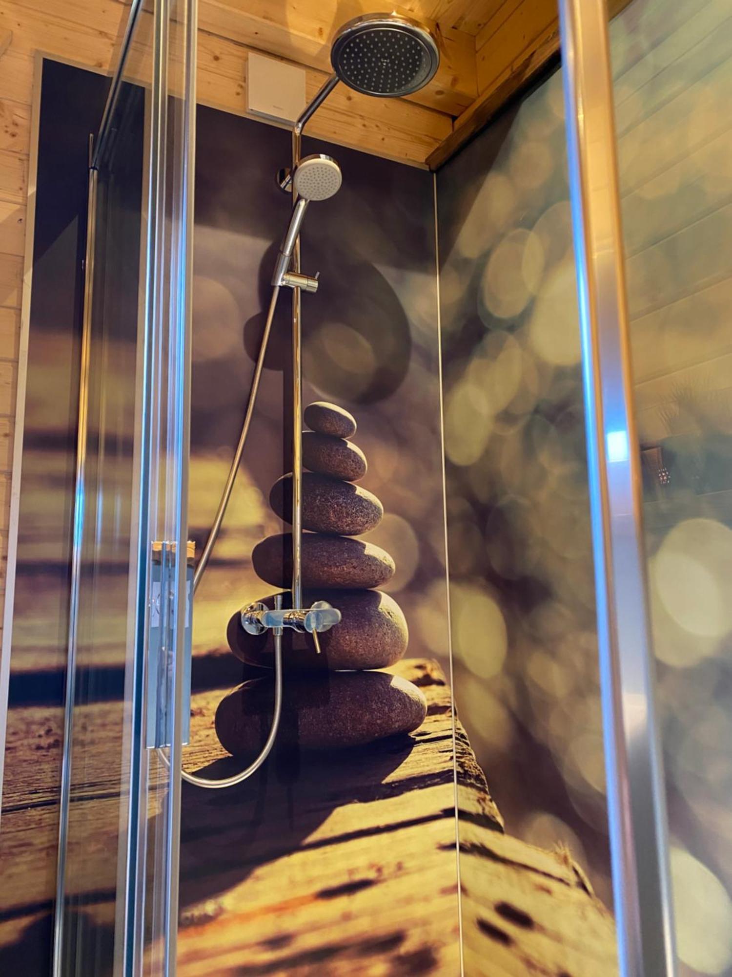Holzhaus Onkel Fritz Mit Sauna Und Whirlwanne Esch  Esterno foto