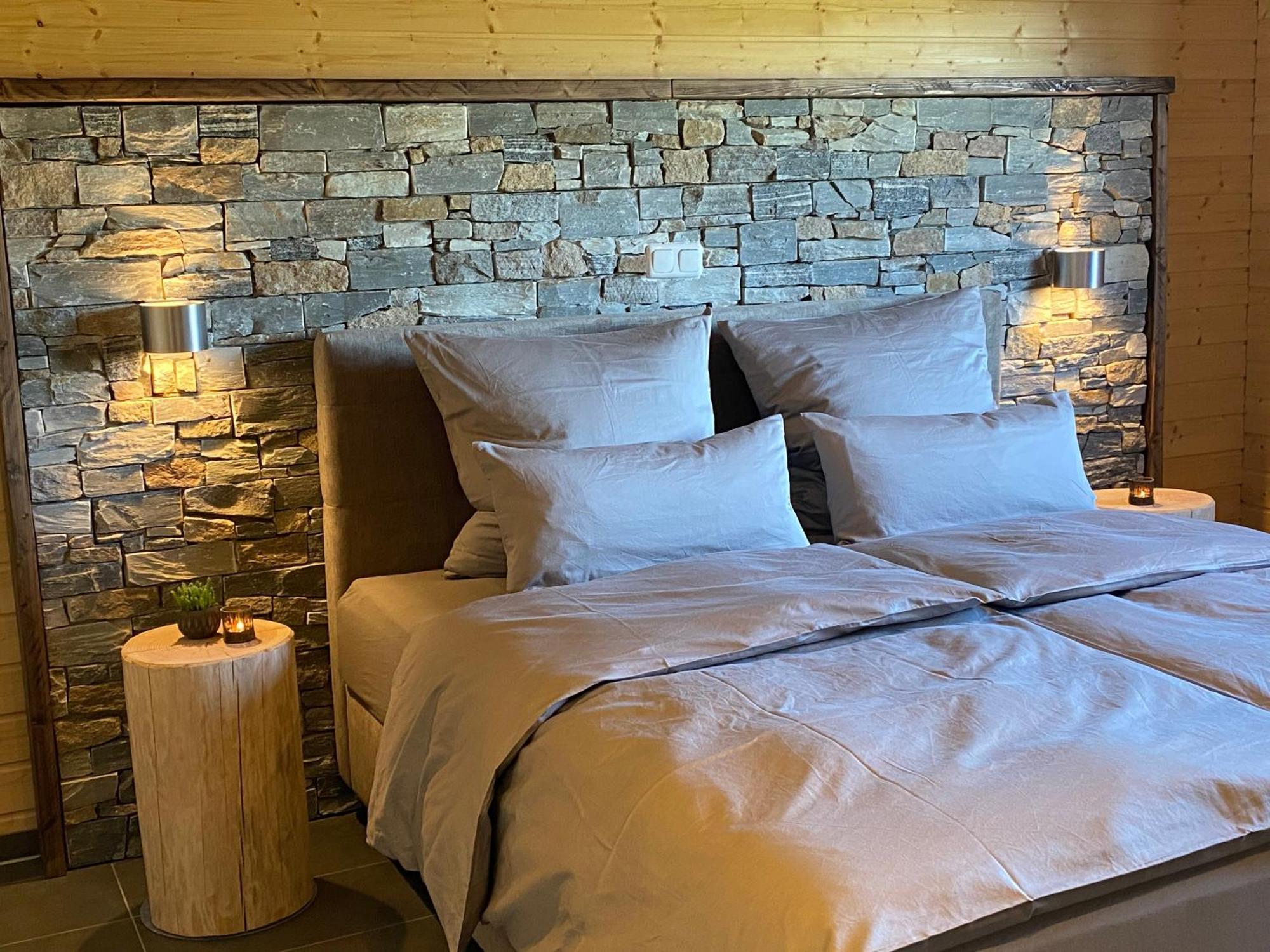 Holzhaus Onkel Fritz Mit Sauna Und Whirlwanne Esch  Esterno foto